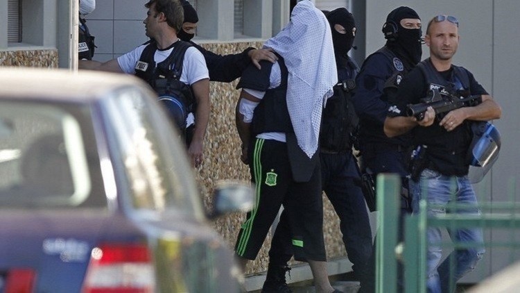 دام برس : دام برس | الادعاء الفرنسي يضع شخصا يشتبه في صلته بداعش قيد التحقيق