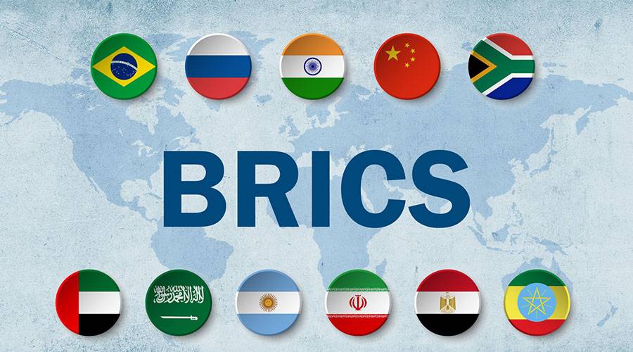 دام برس : دول مجموعة بريكس تعمل على إنشاء البنية التحتية لإيجاد عملة موحدة