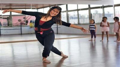 دام برس : دام برس | شيرين زيادة.. شابة فلسطينية تدير مدرسة رقص باليه في رام الله