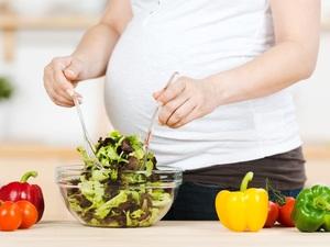 التغذية الصحية للمرأة الحامل والمرضعة في رمضان